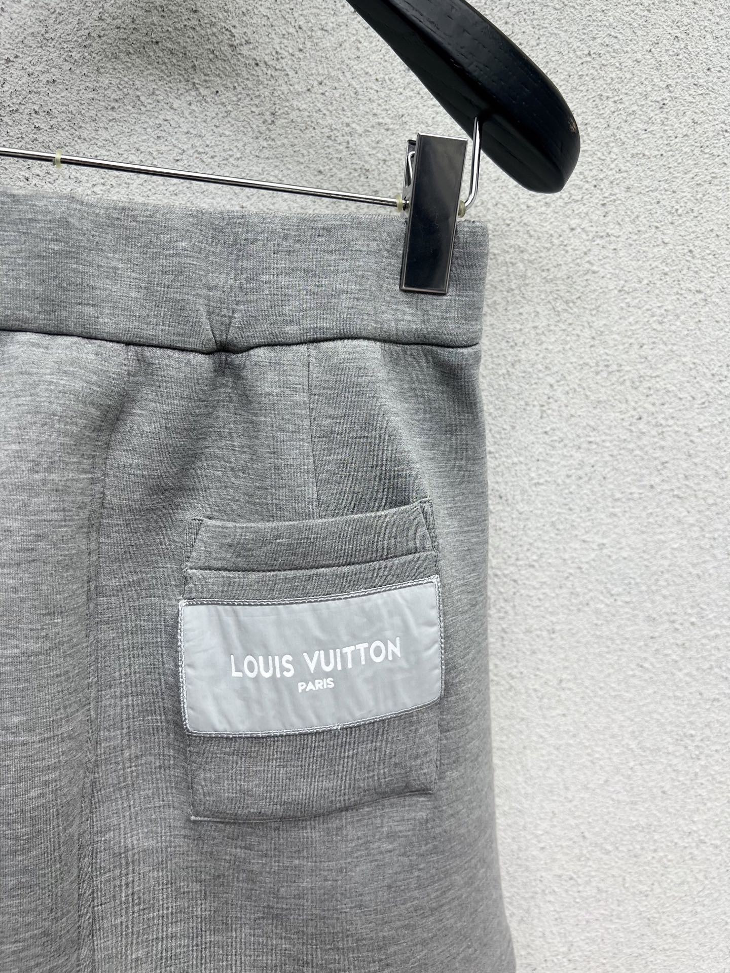 Louis 25fw scarf short