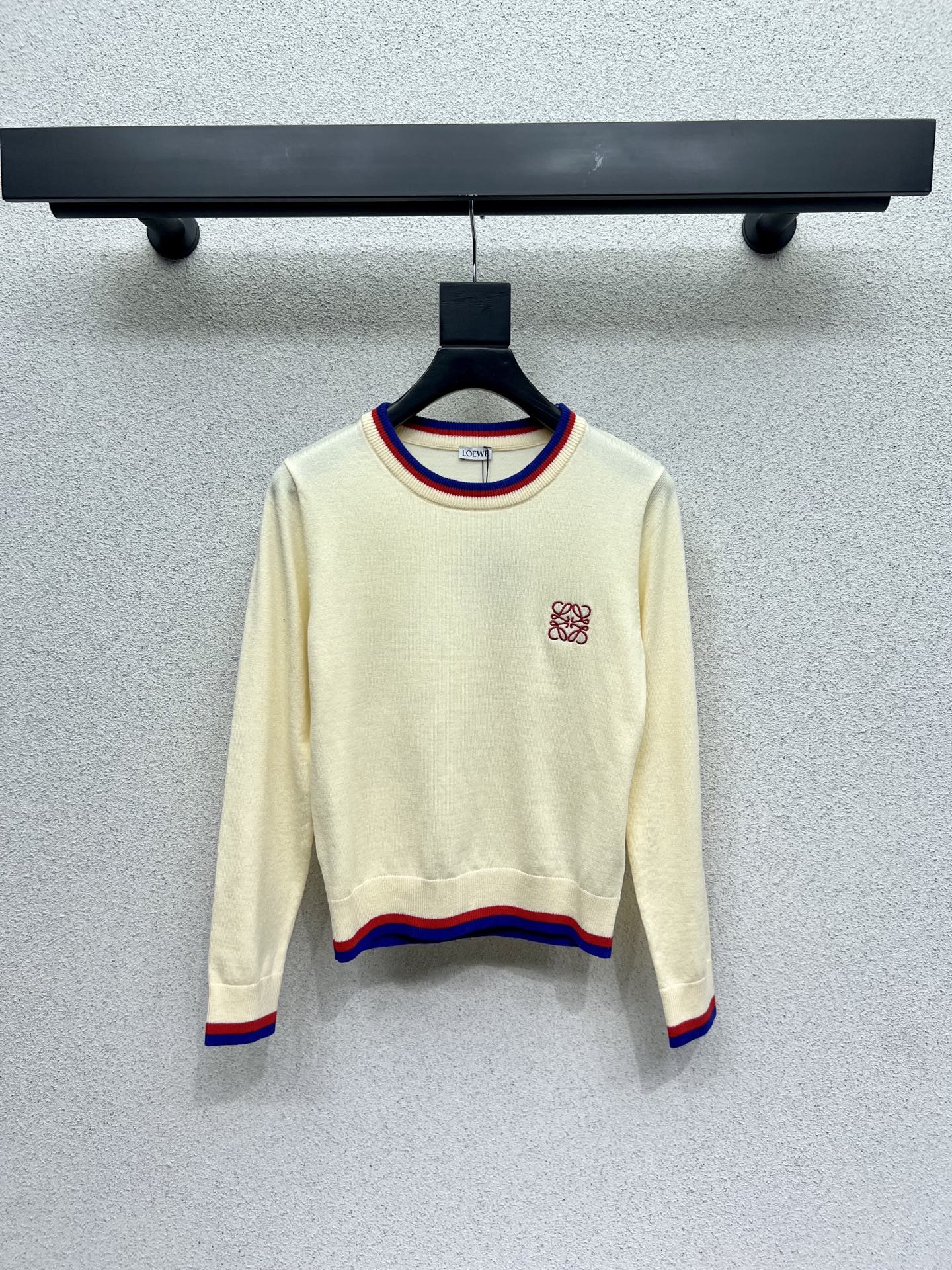Loe 25fw knitted sweater