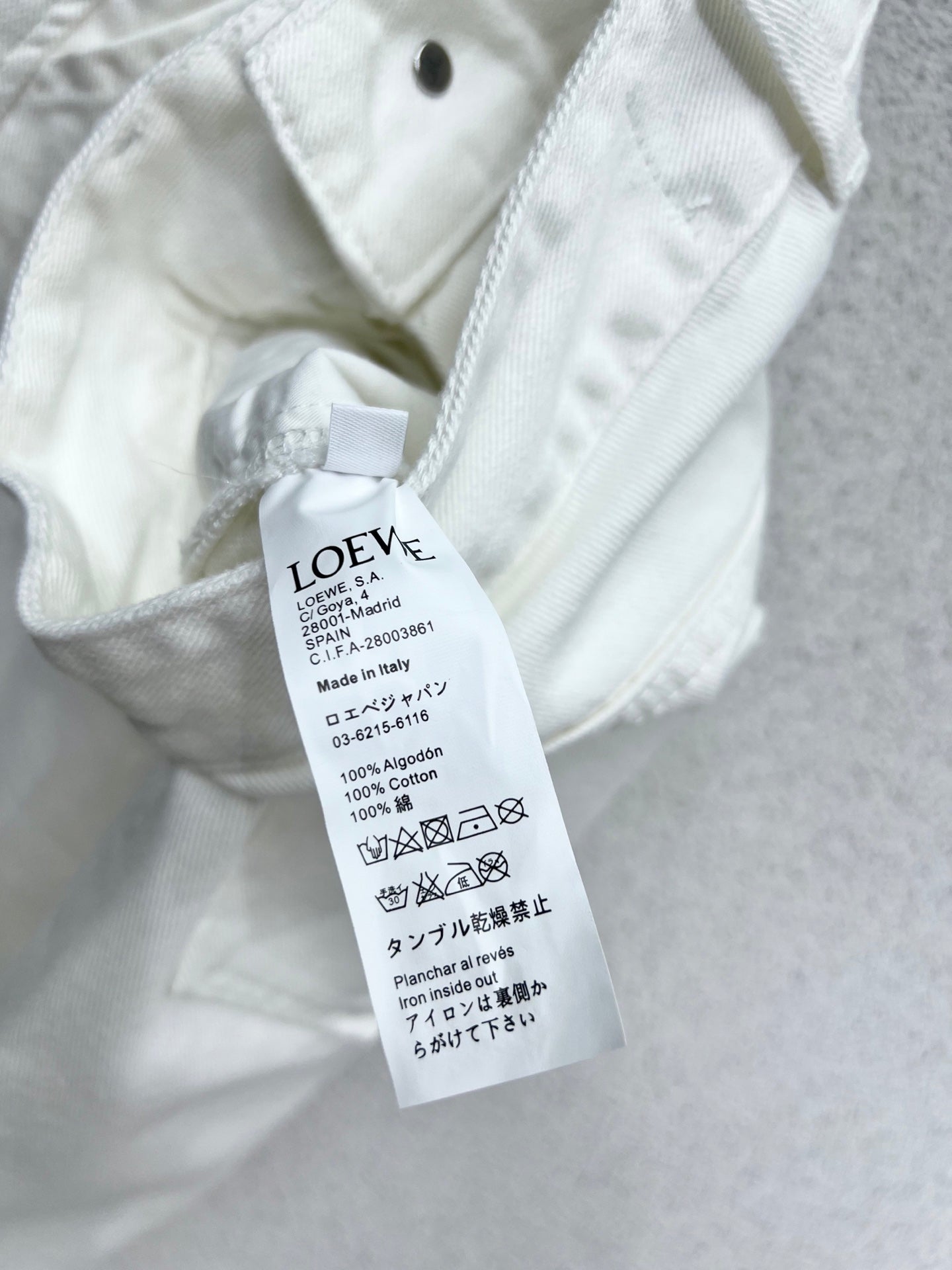 Loe 25fw embroidered jeans