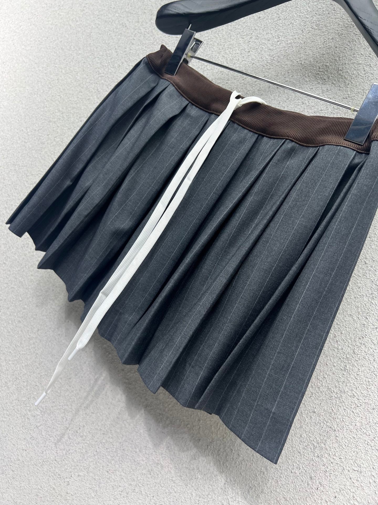 Miu 25fw embroidered skirts