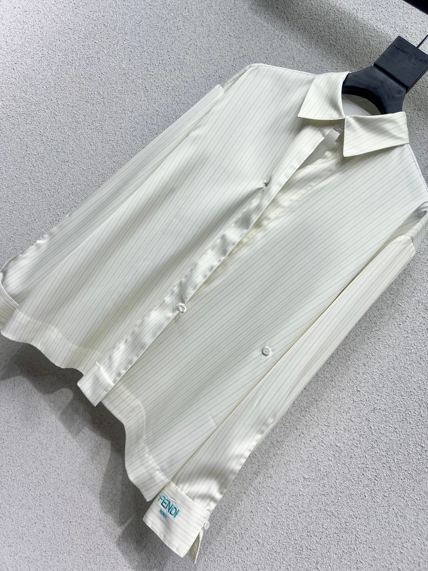 Fend 25fw silk shirt