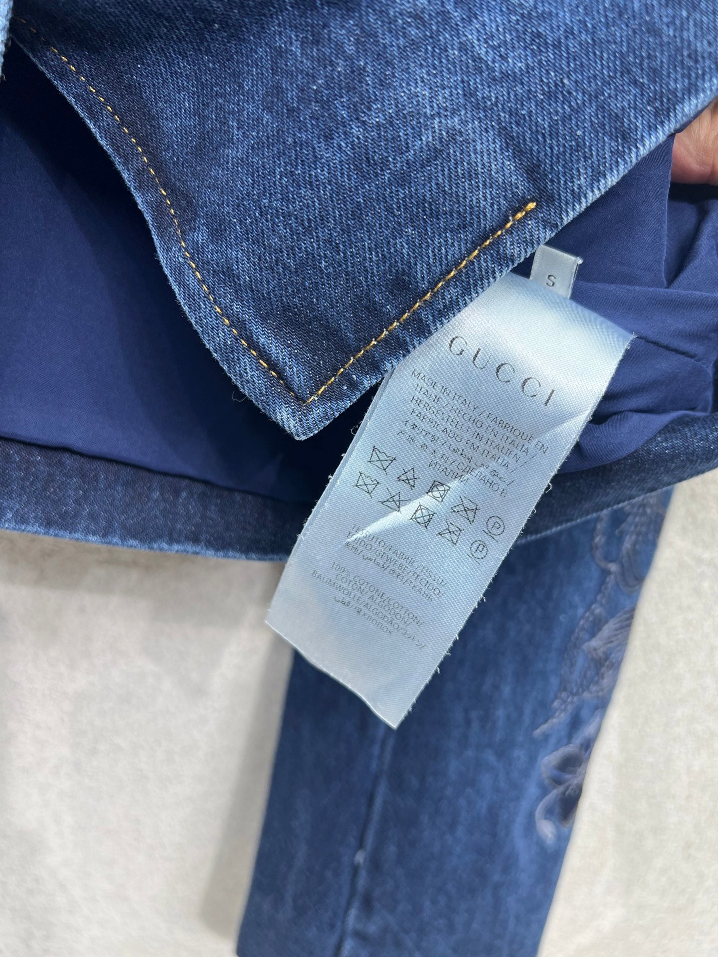 Guc 25fw embroidered jacket