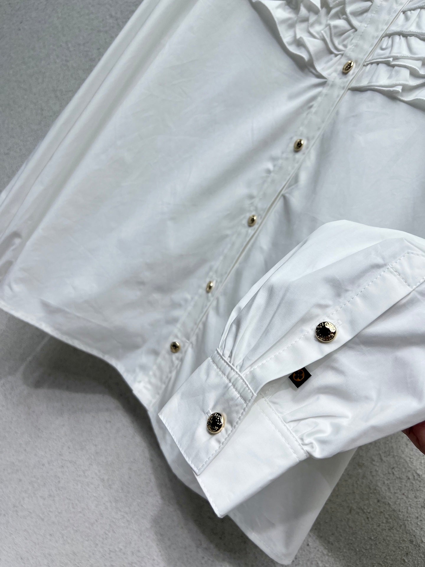 Louis 25fw ruffle shirt