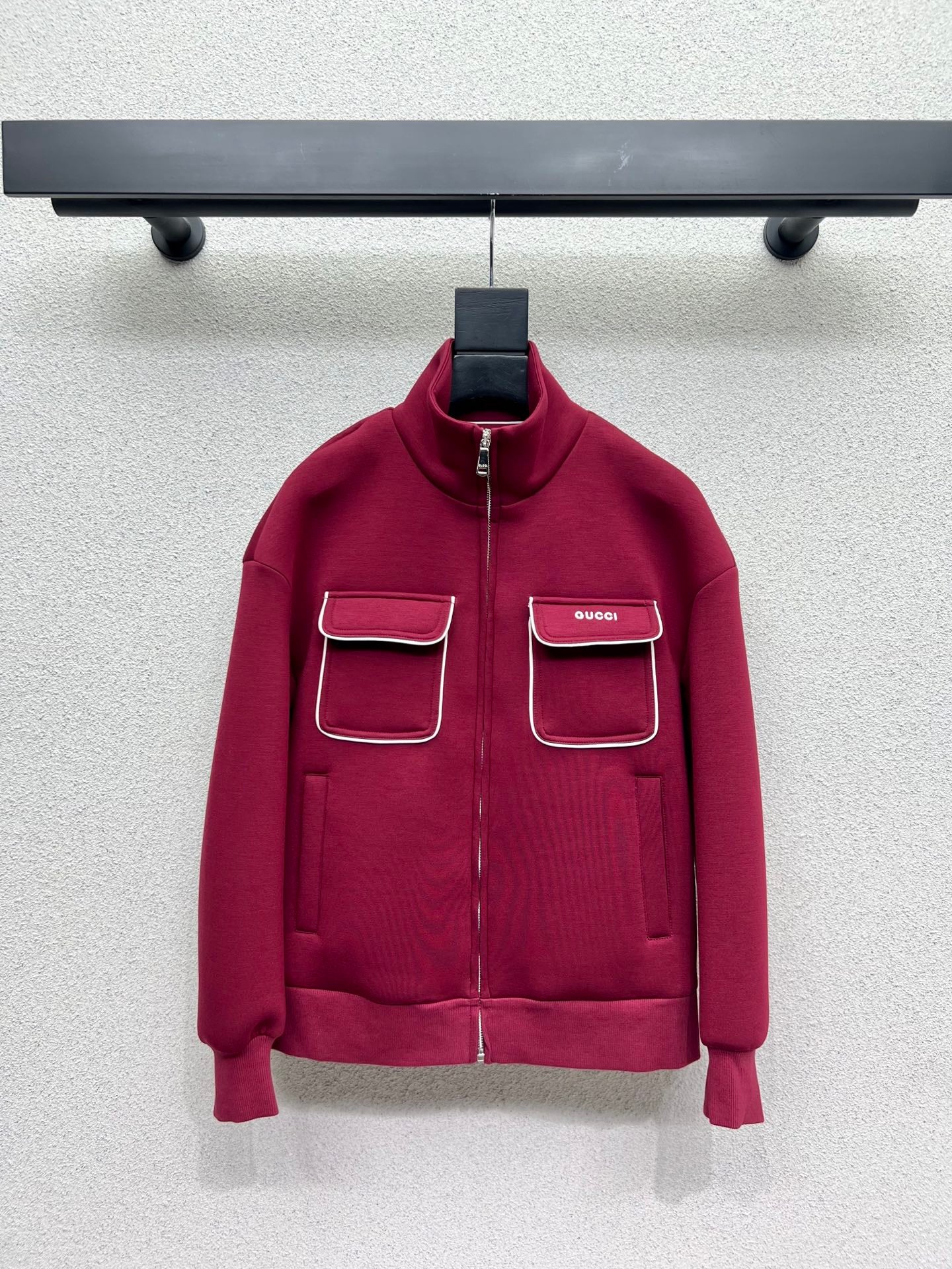 Guc 25fw comfort suit