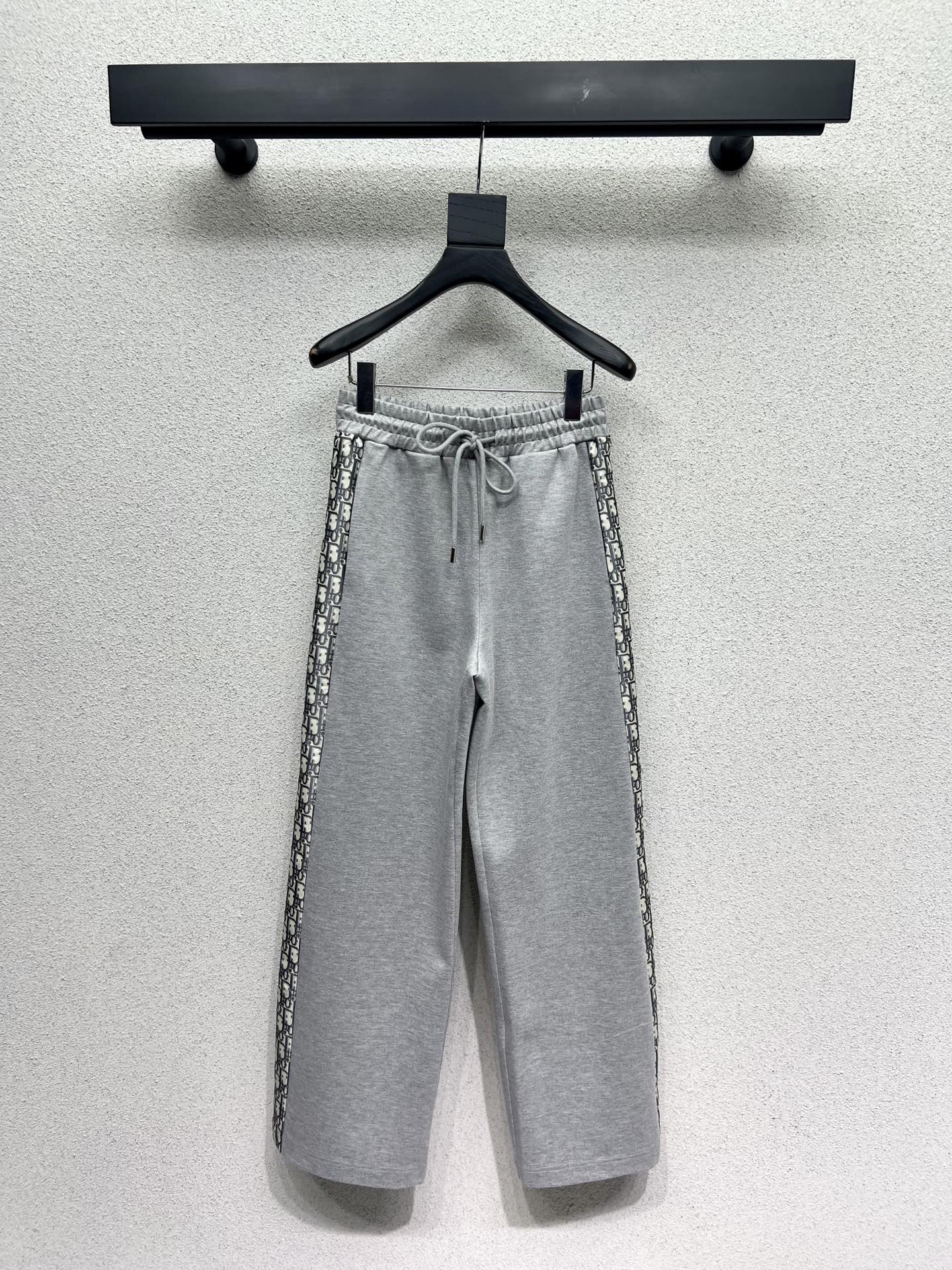 CD 25fw Jacquard suit