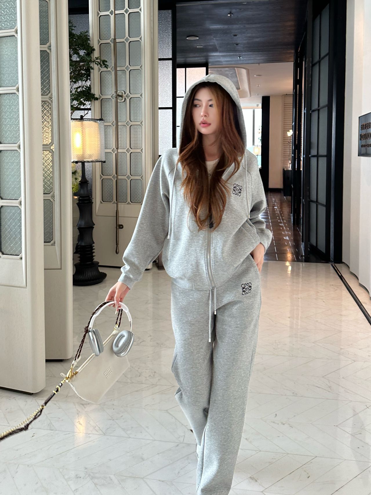 Loe 25fw jacquard suit