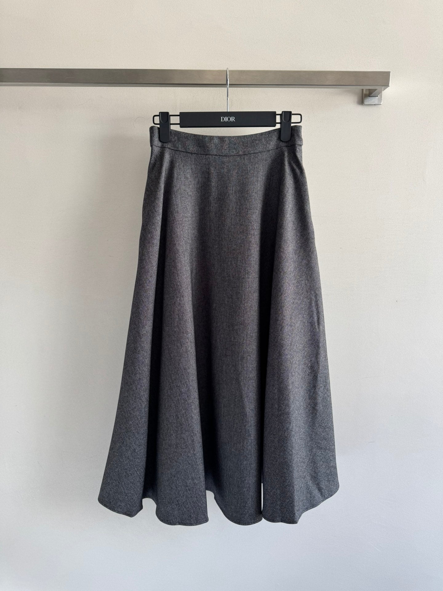 CD 25fw pleated skirt
