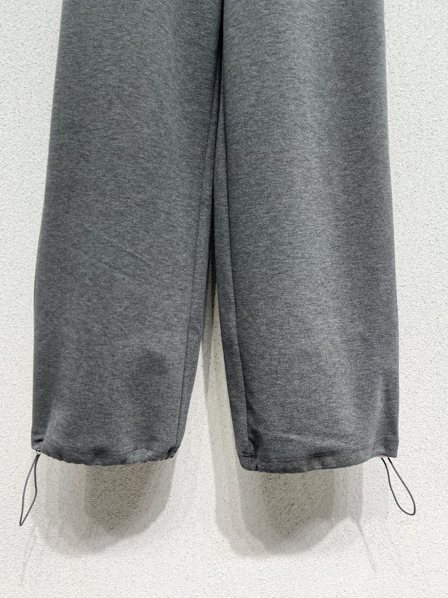 CD 25fw embrodered pants