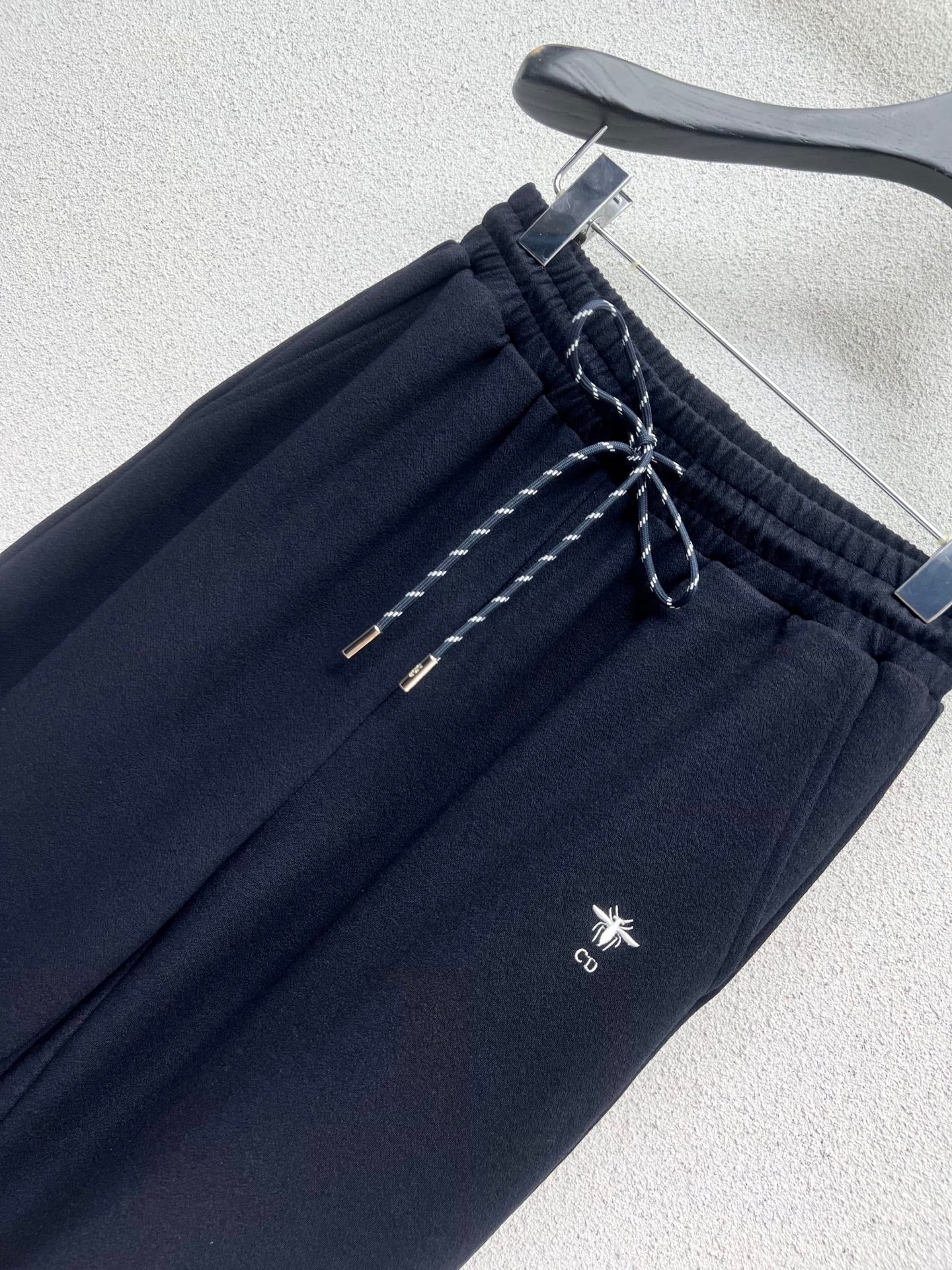 CD 25fw embrodered pants