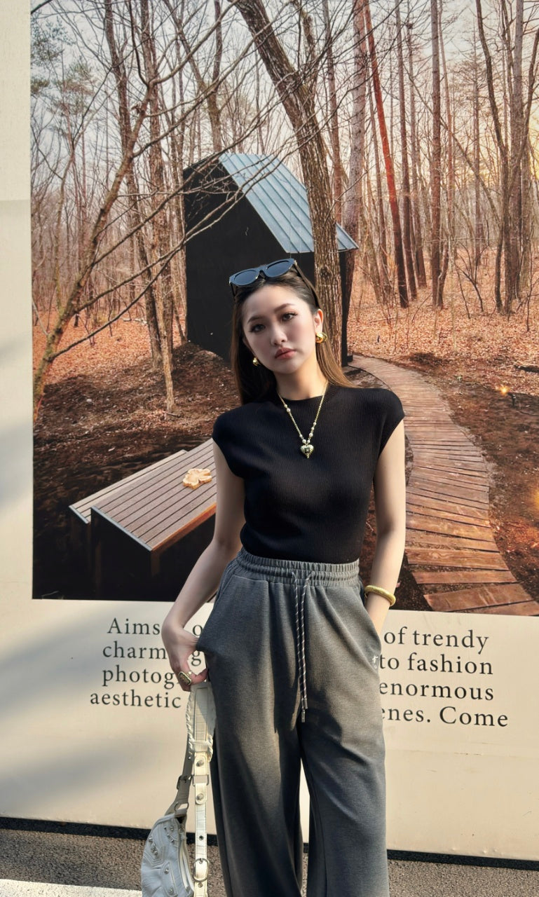 CD 25fw embrodered pants