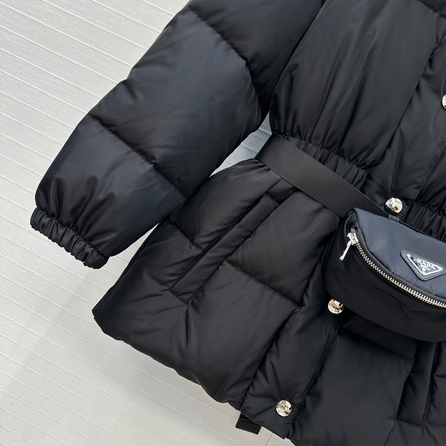 Pra 25fw down jacket