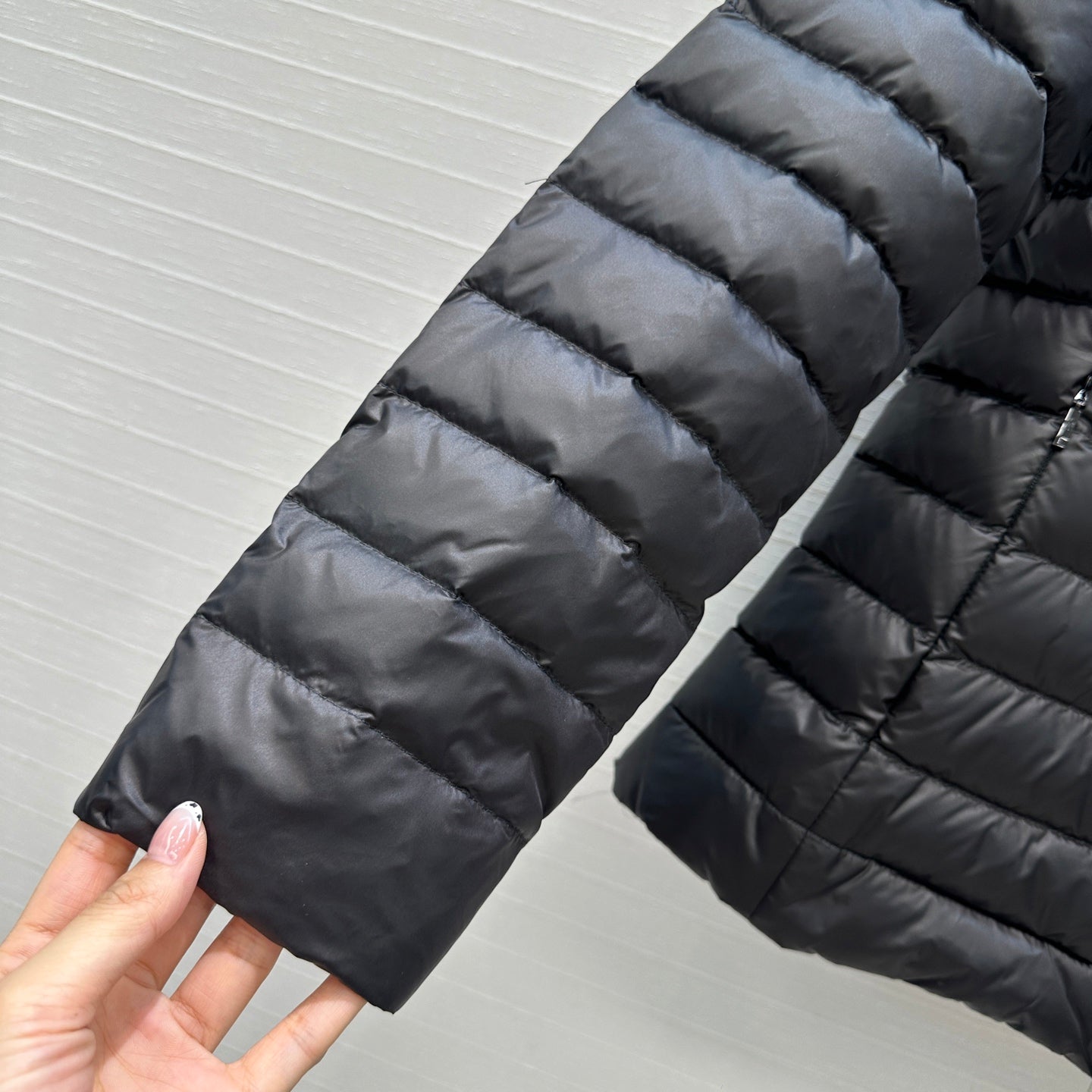 Mon 25fw down jacket