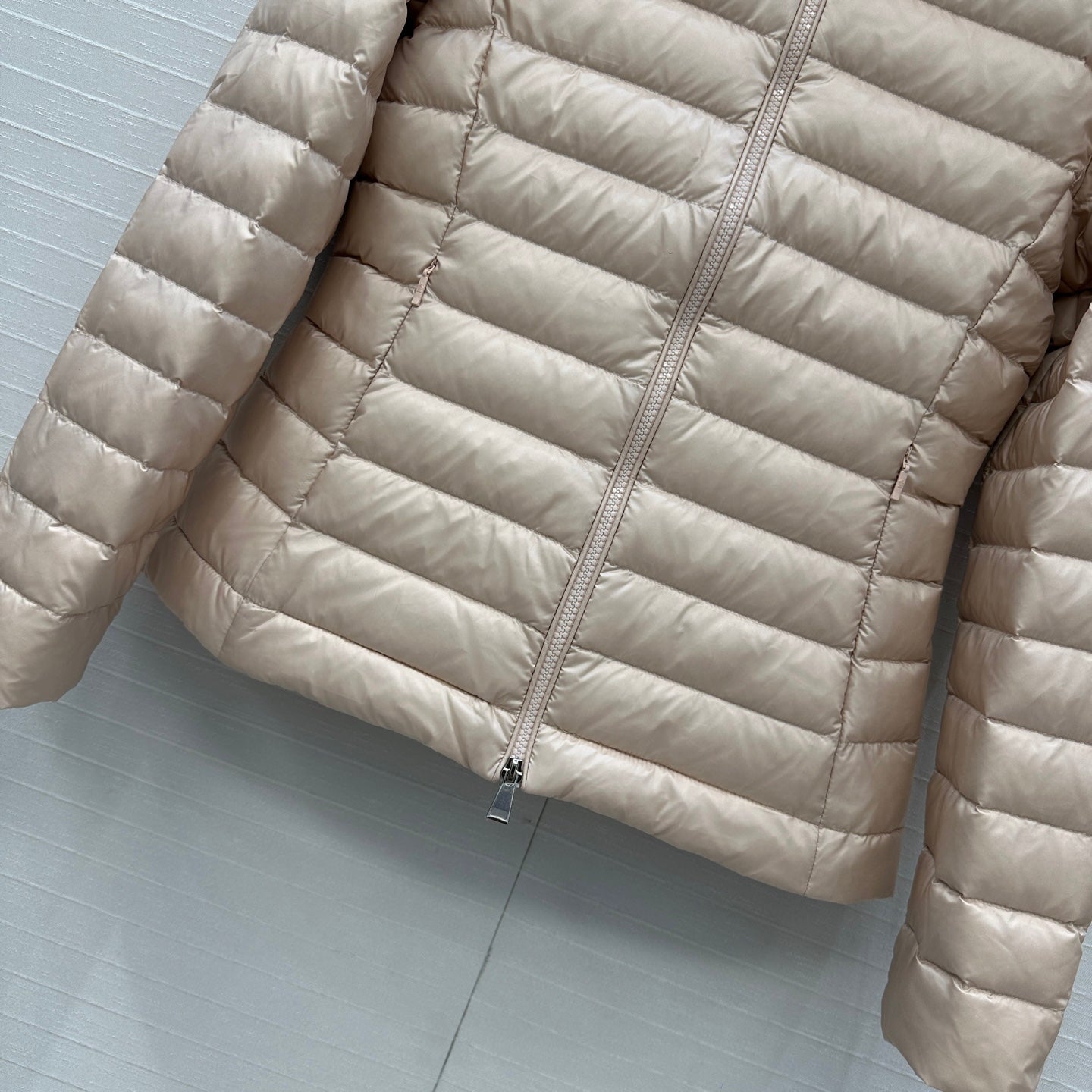 Mon 25fw down jacket