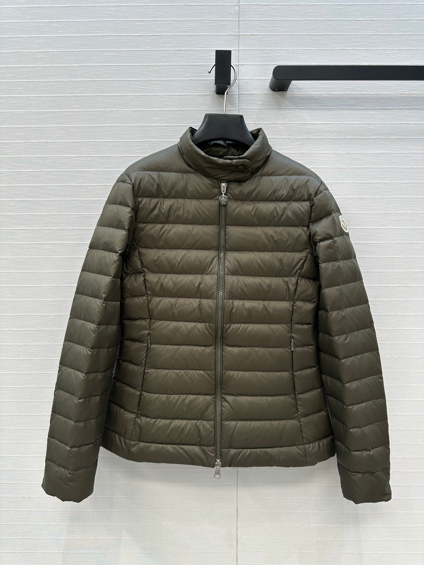 Mon 25fw down jacket