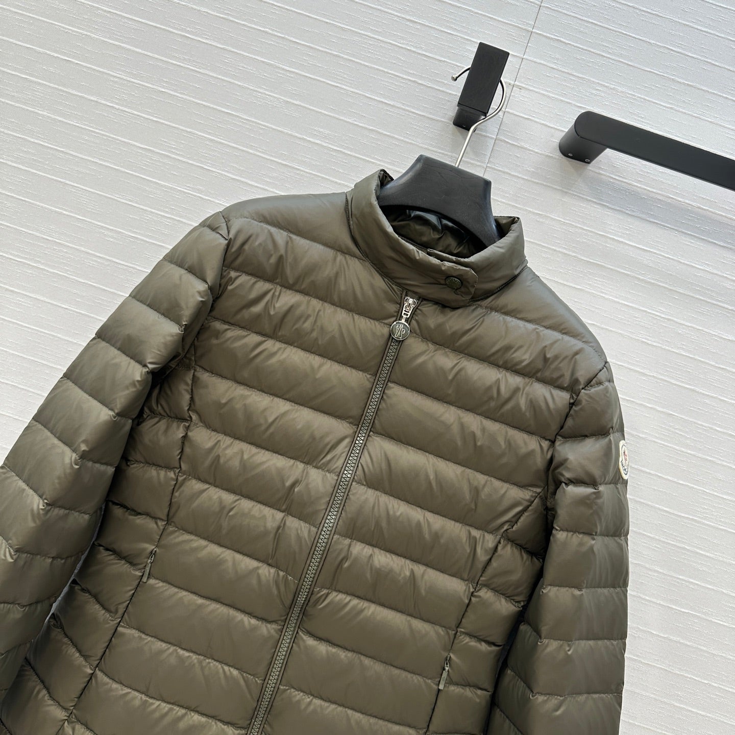 Mon 25fw down jacket