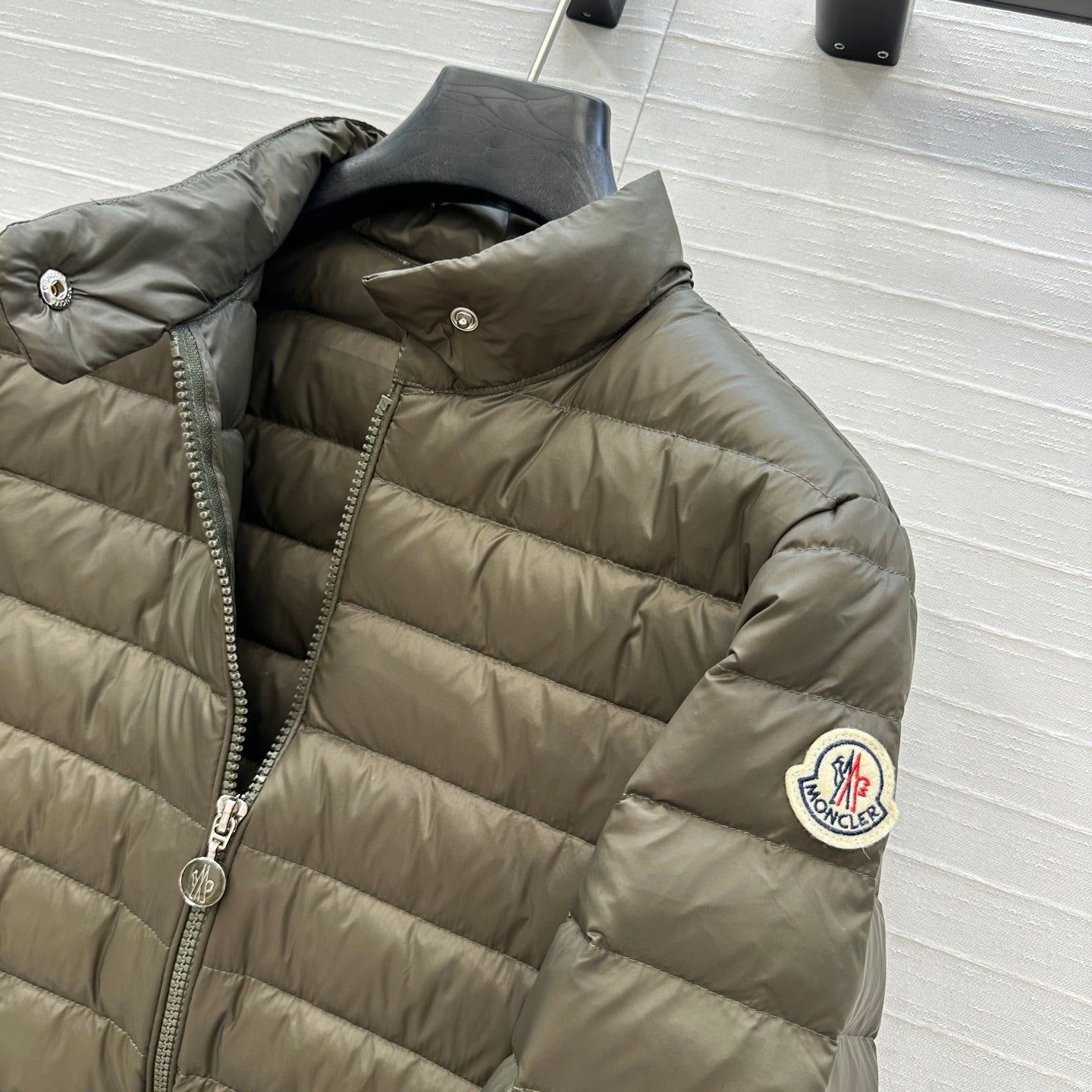 Mon 25fw down jacket