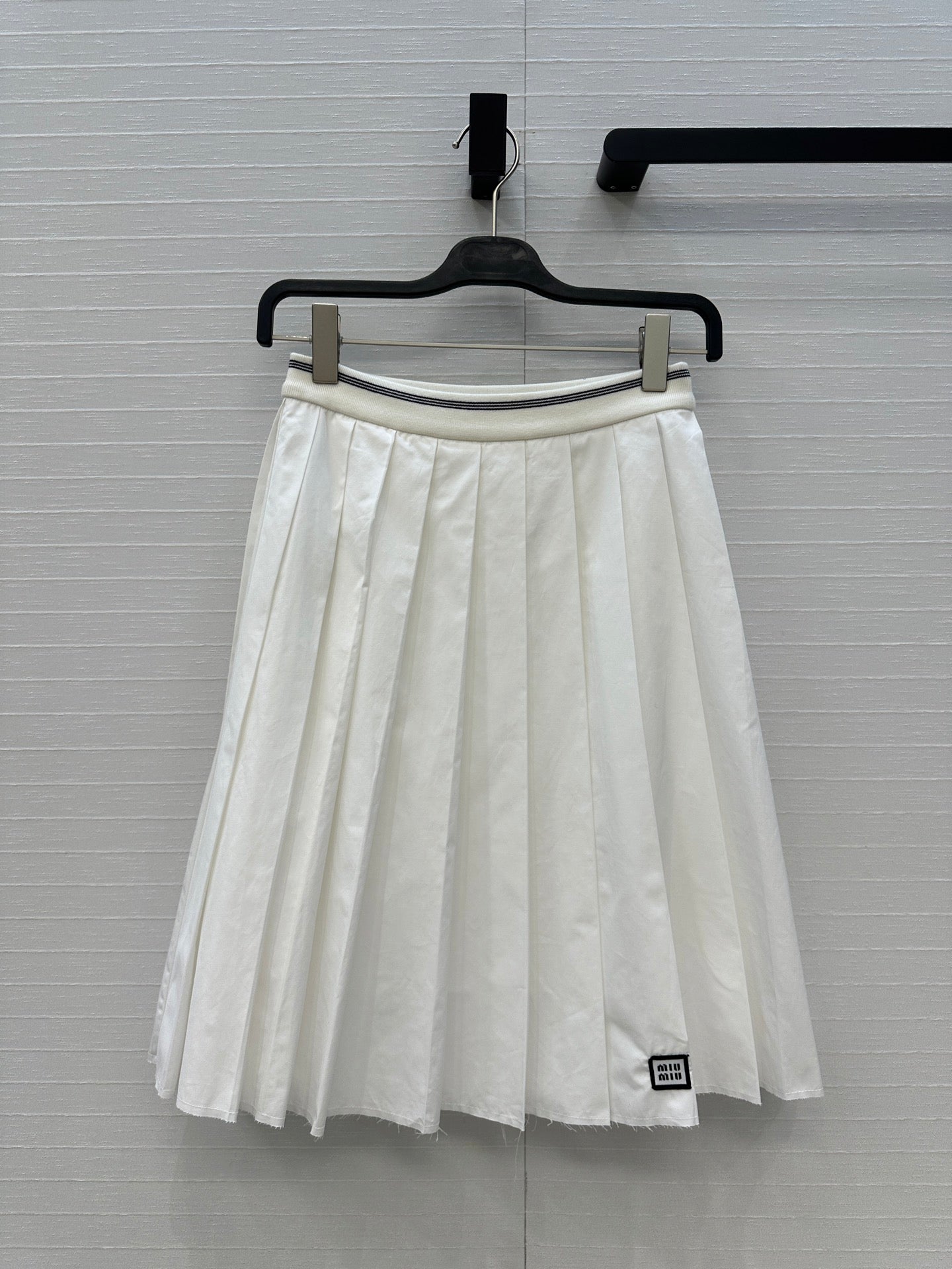 Miu 25fw pleated skirts