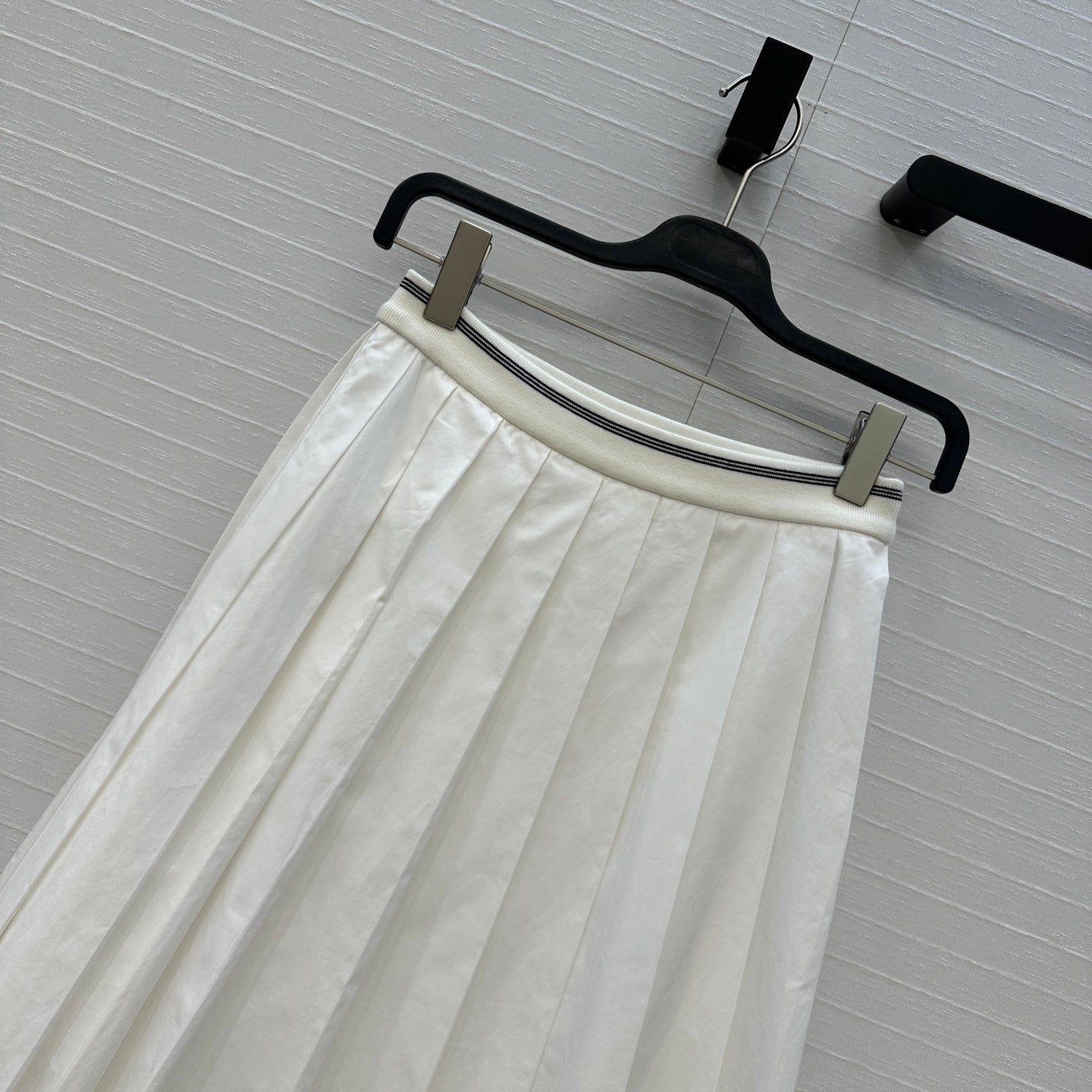 Miu 25fw pleated skirts
