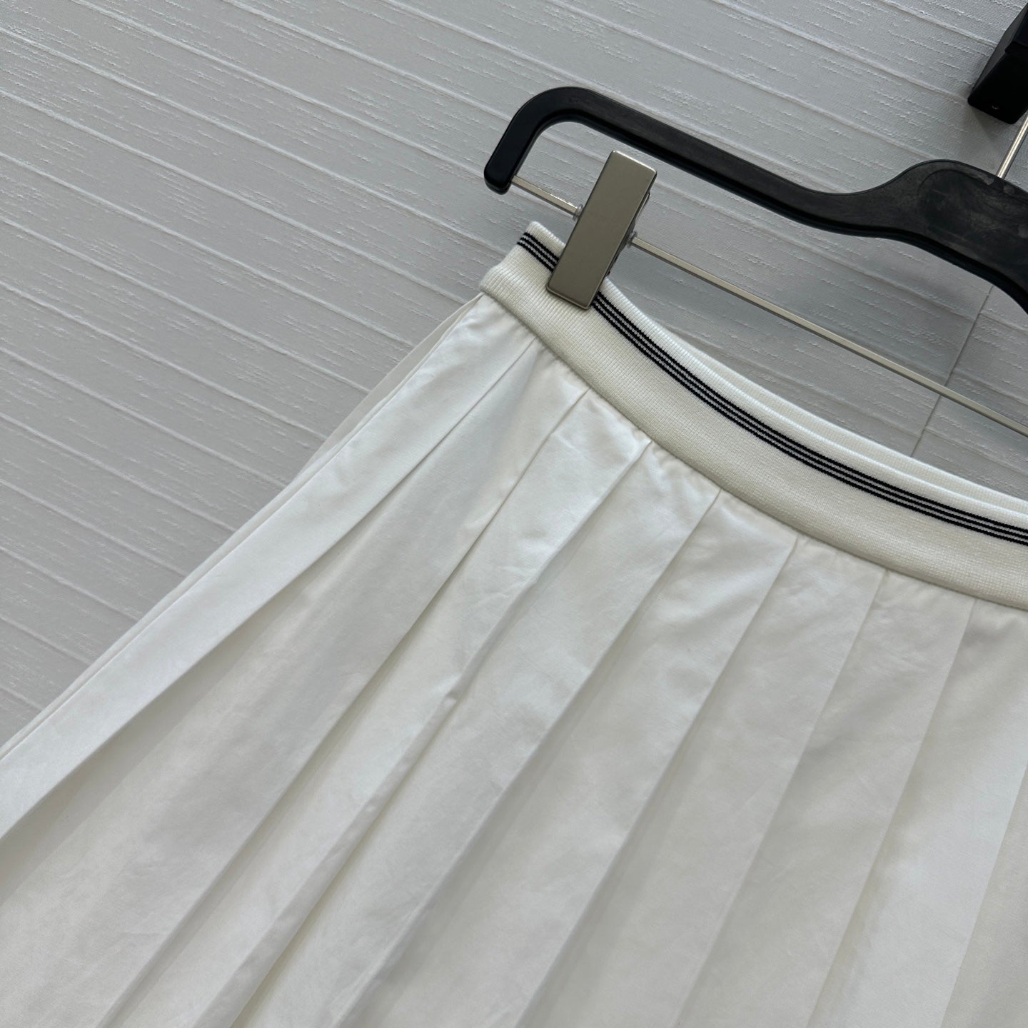 Miu 25fw pleated skirts