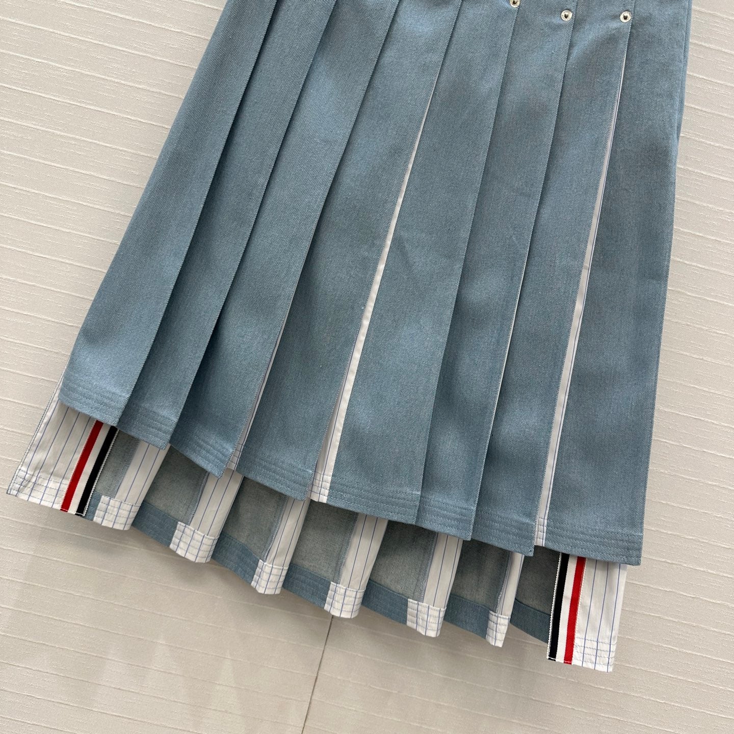 Tho 25fw pleated skirts