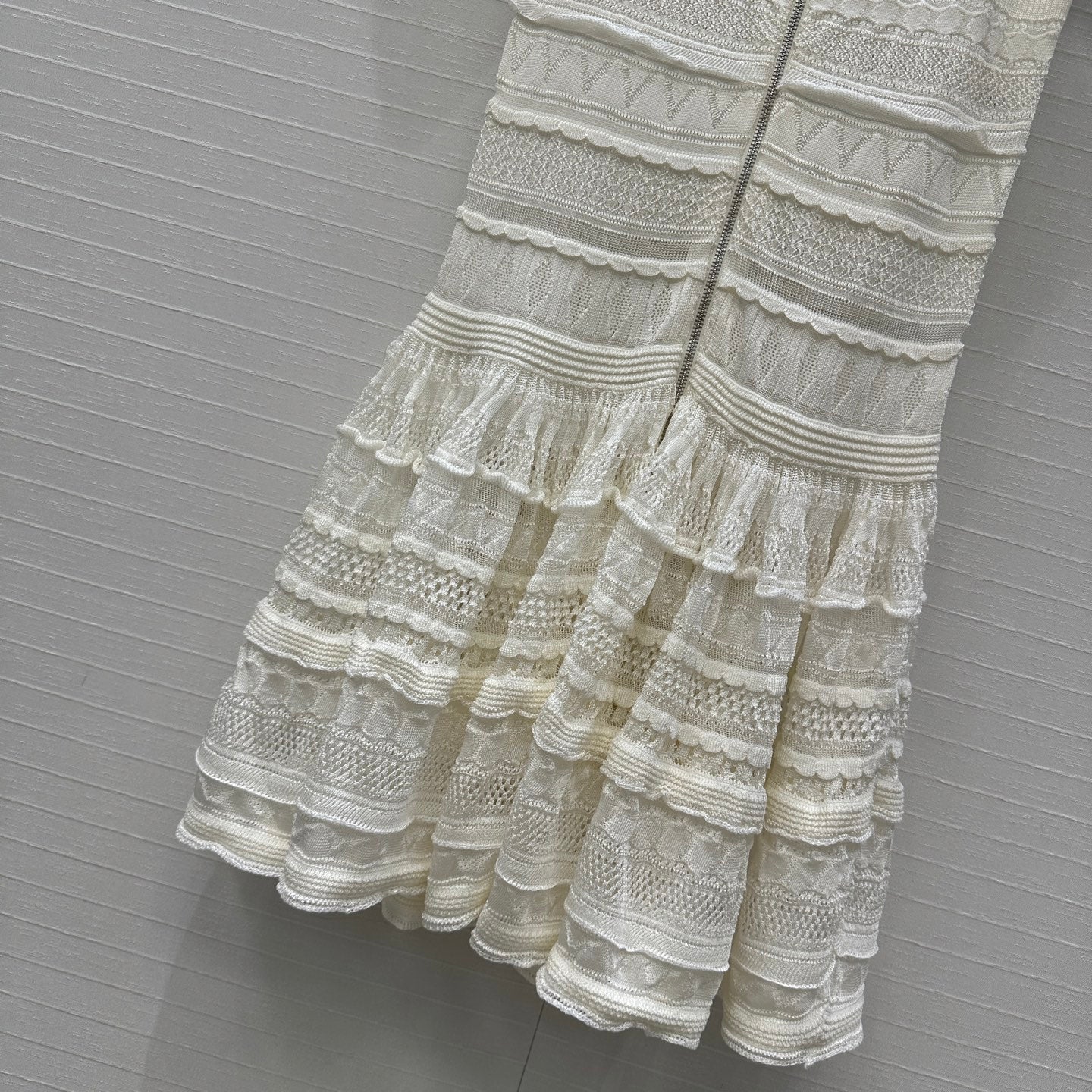 Alai 25fw ruffled dress