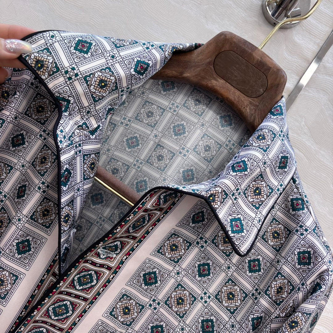 Loro 25fw buttons shirt