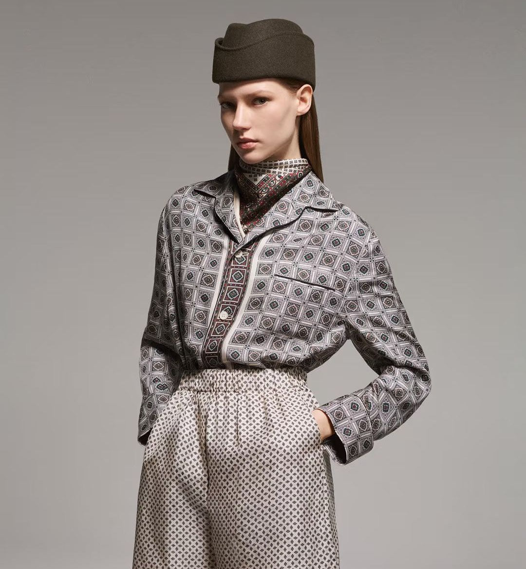 Loro 25fw buttons shirt