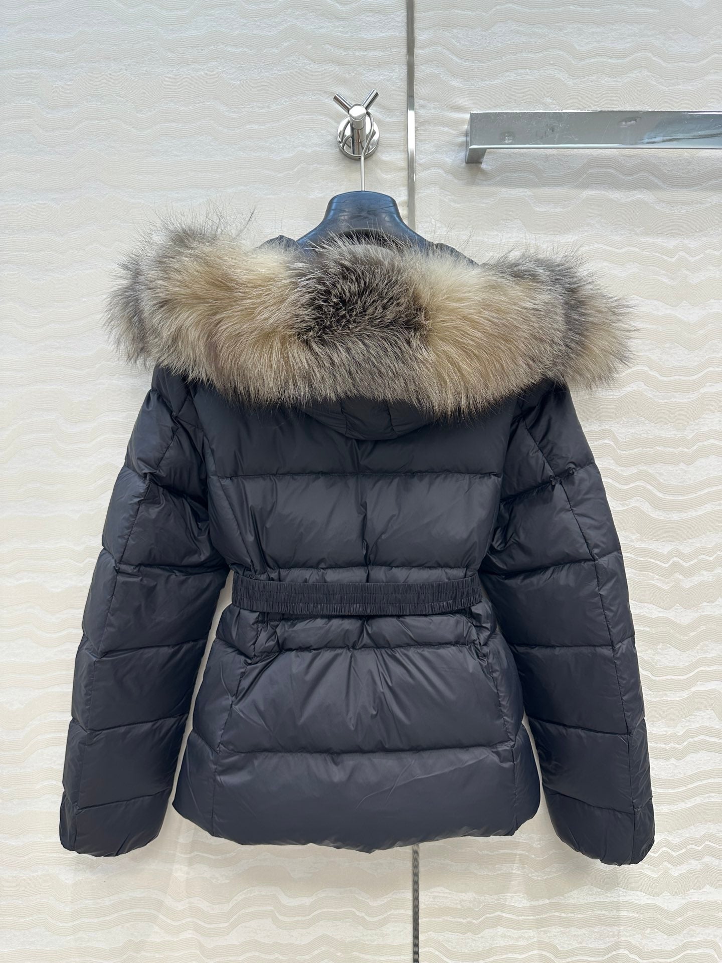 Mon 25fw down jacket