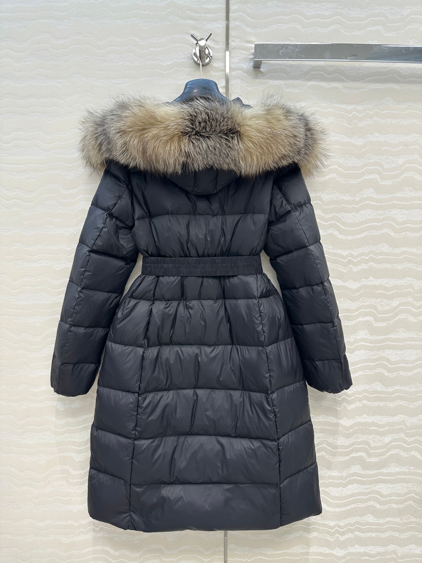 Mon 25fw down jacket