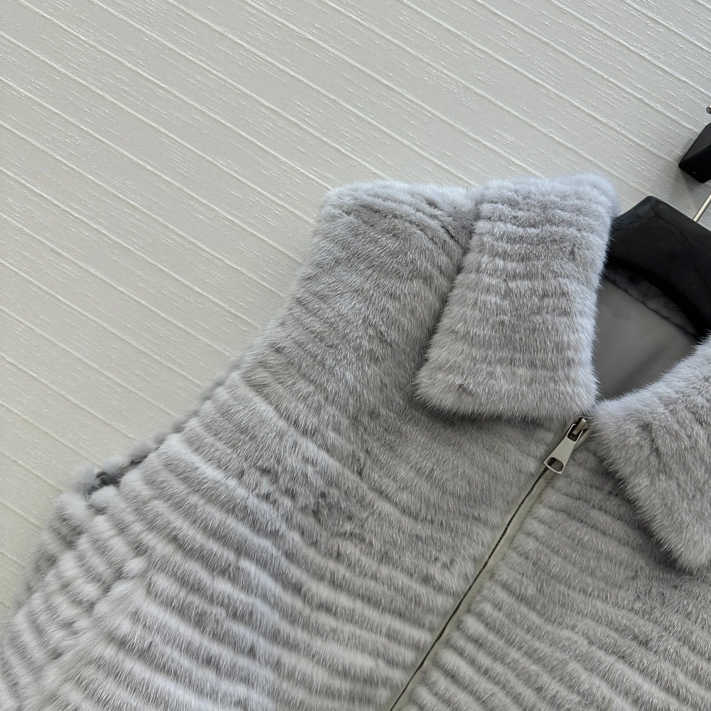 Fend 25fw fur vest