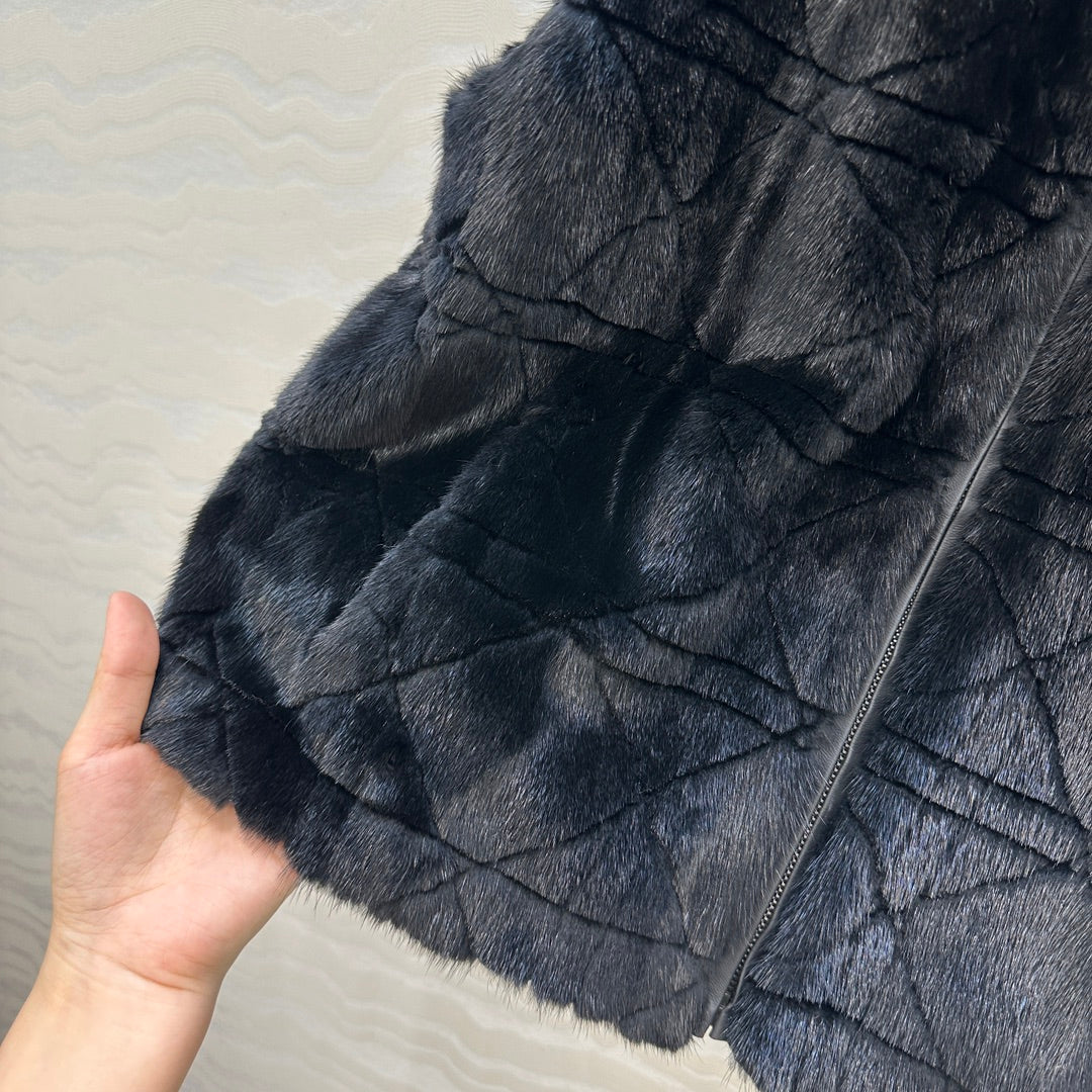 CD 25fw sheepskin vest