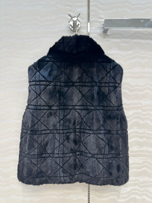 CD 25fw sheepskin vest