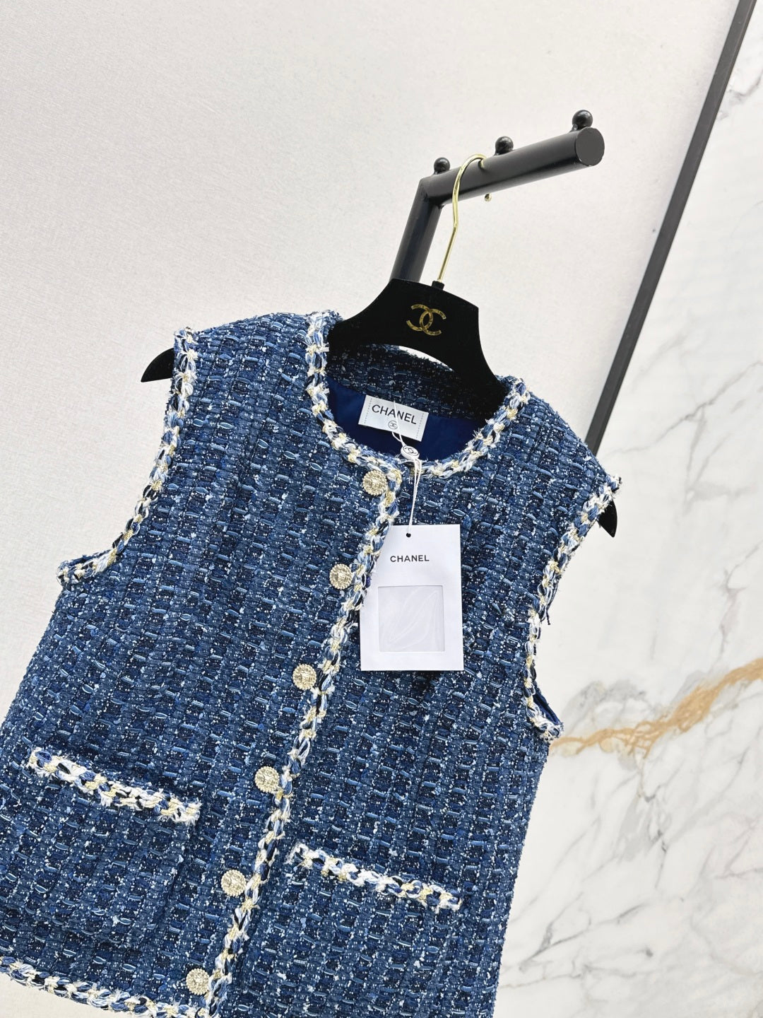 Chan 25fw woven vest