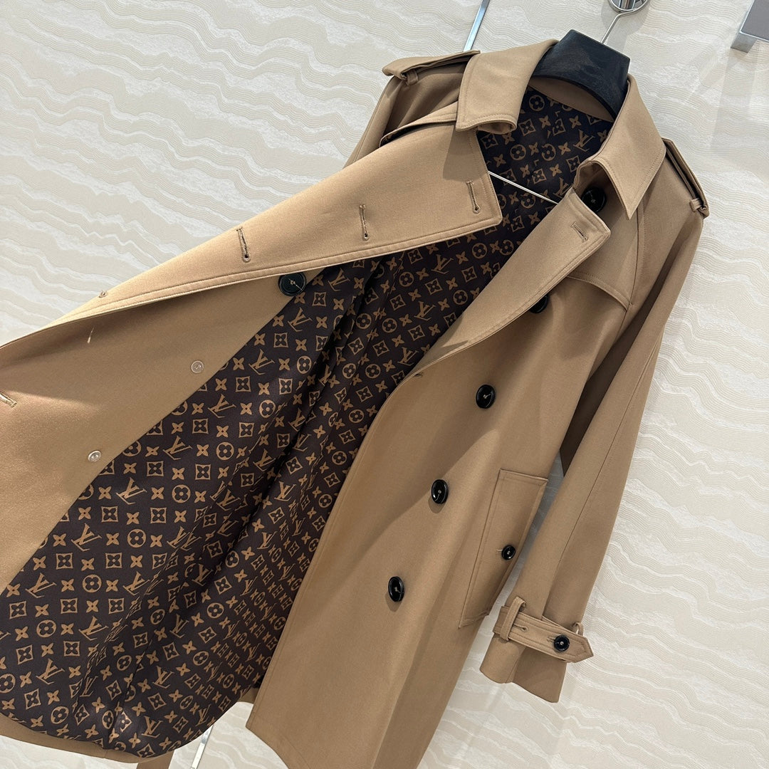 Louis 25fw trench coat