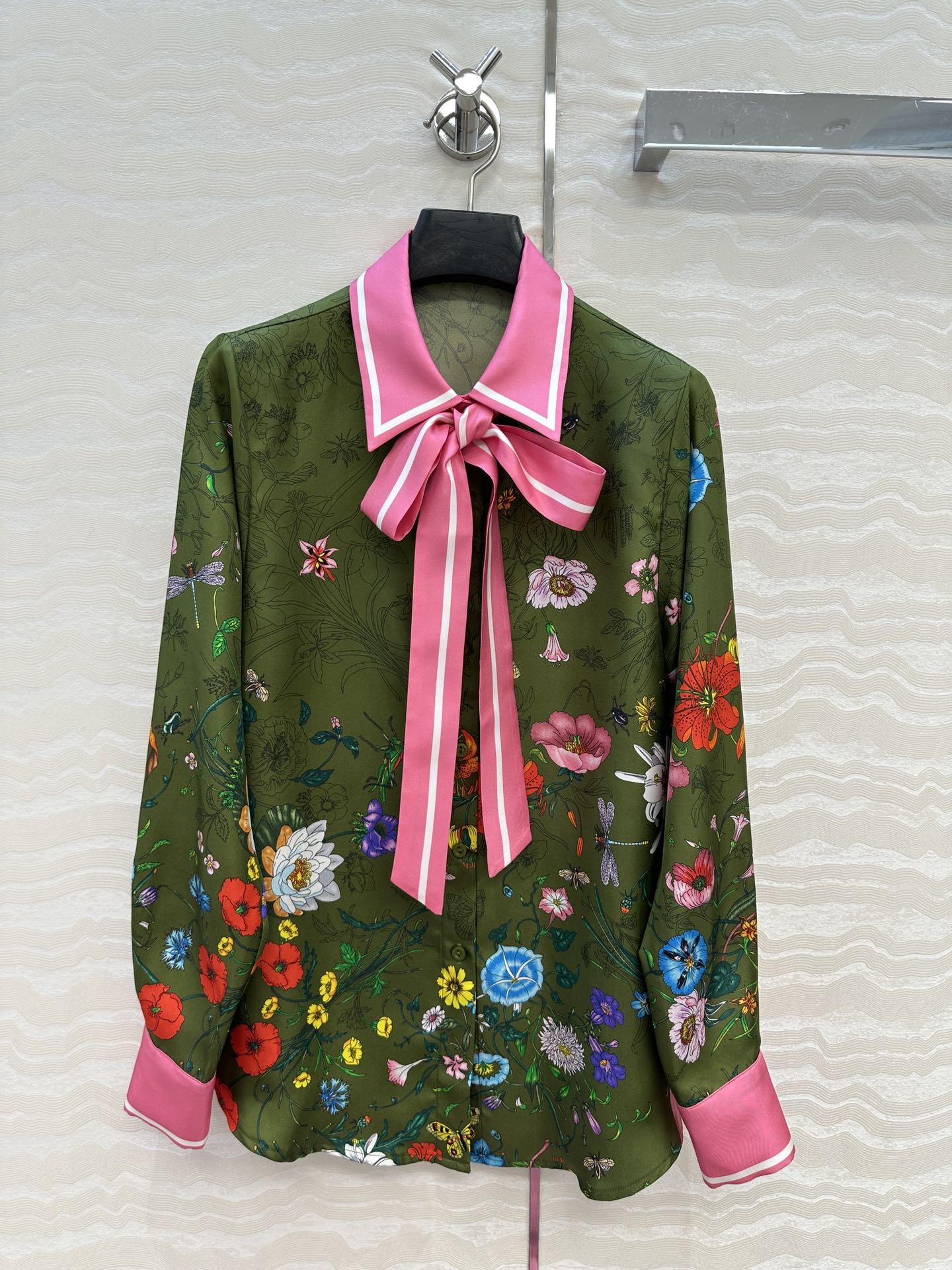 Guc 25fw silk shirt