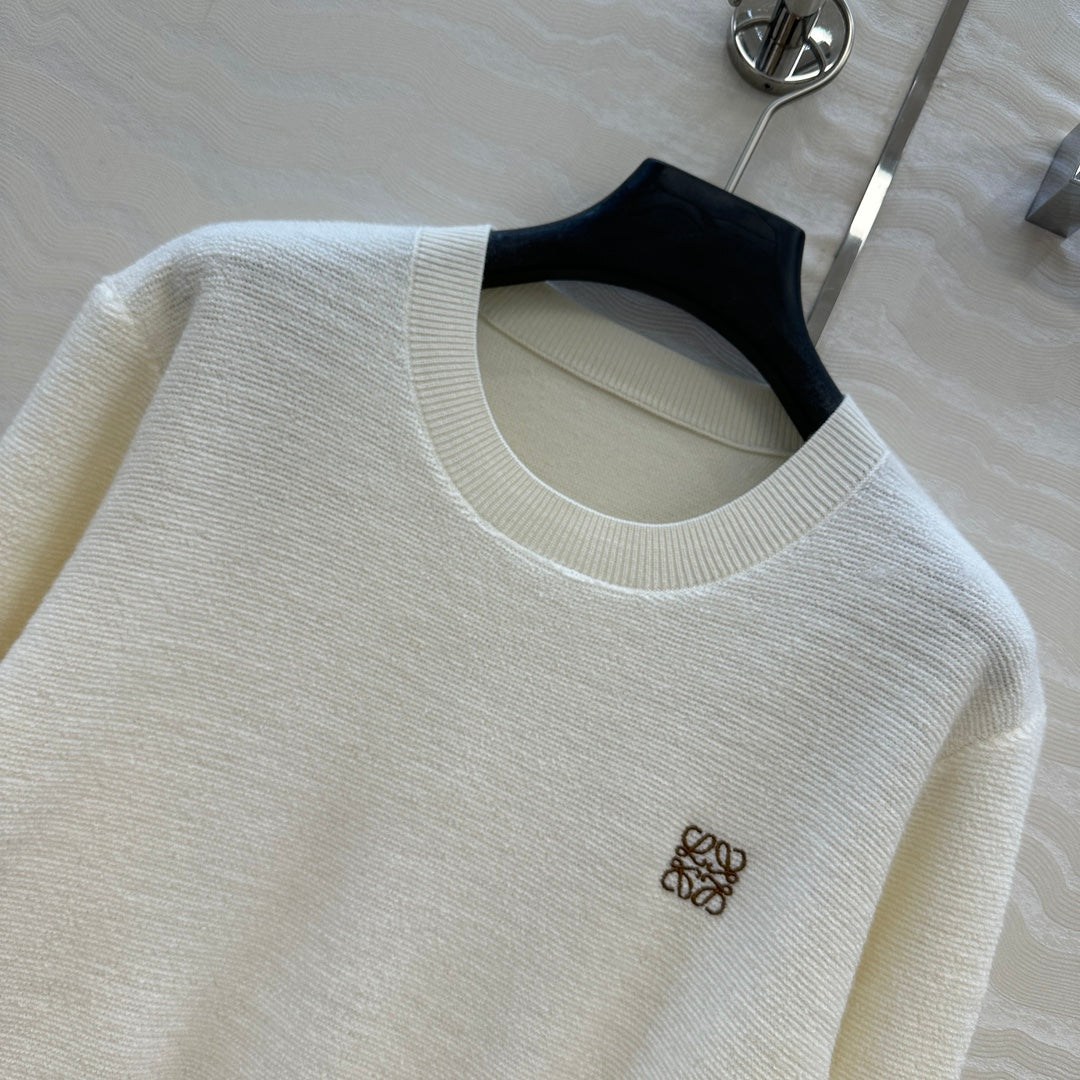 Loe 25fw embroidered sweater