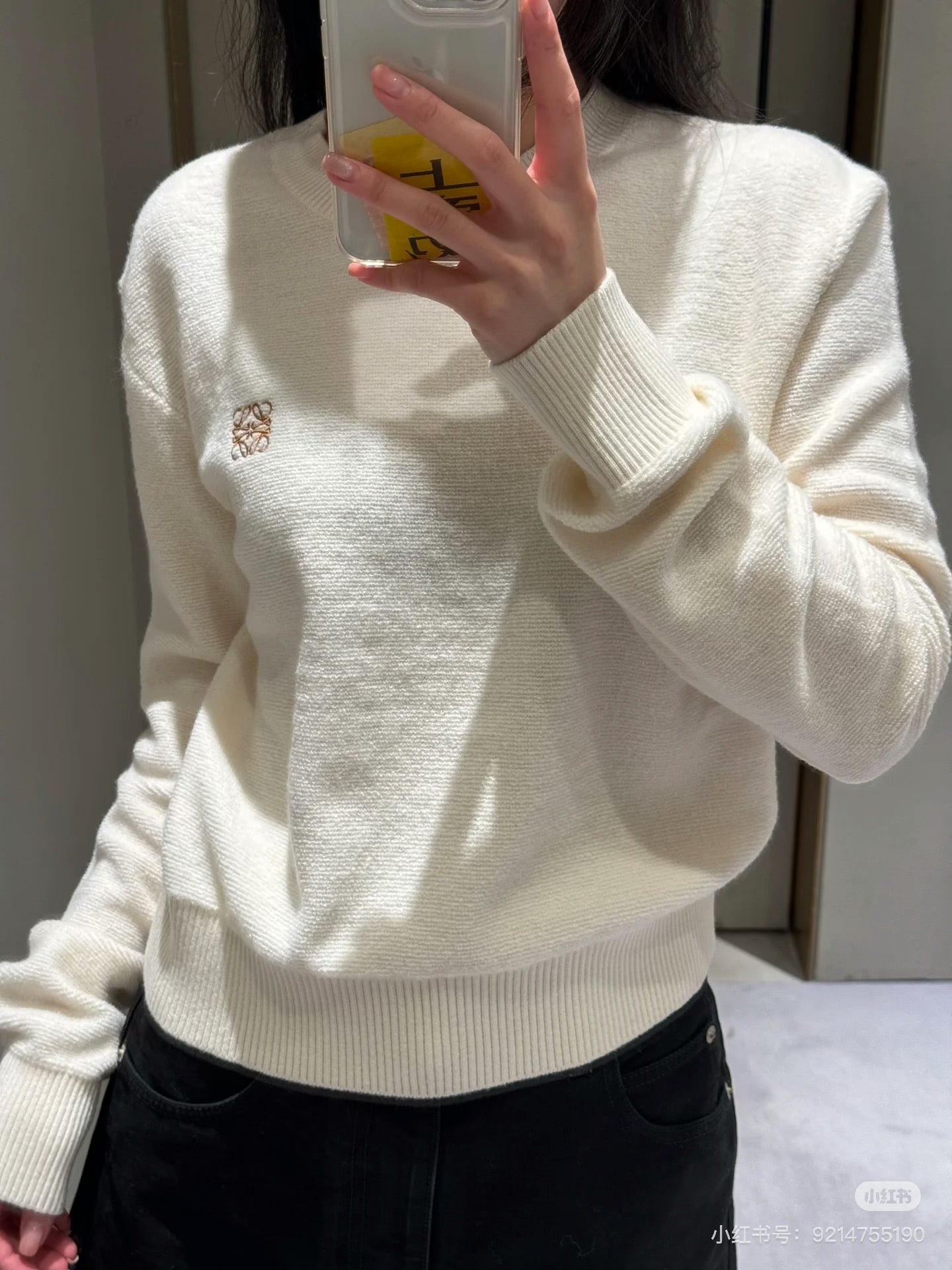Loe 25fw embroidered sweater