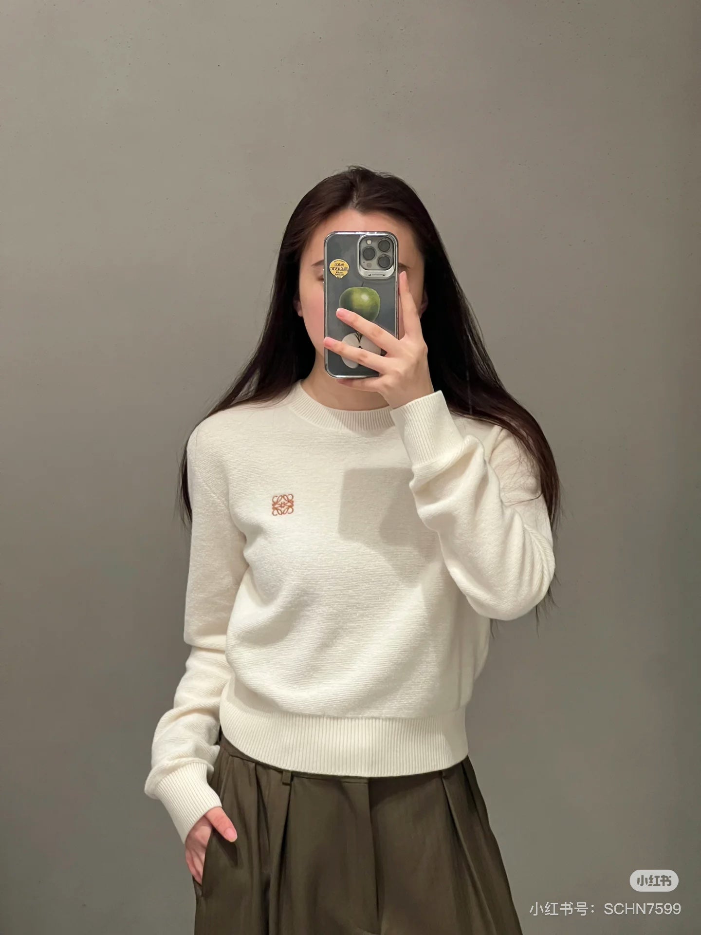 Loe 25fw embroidered sweater