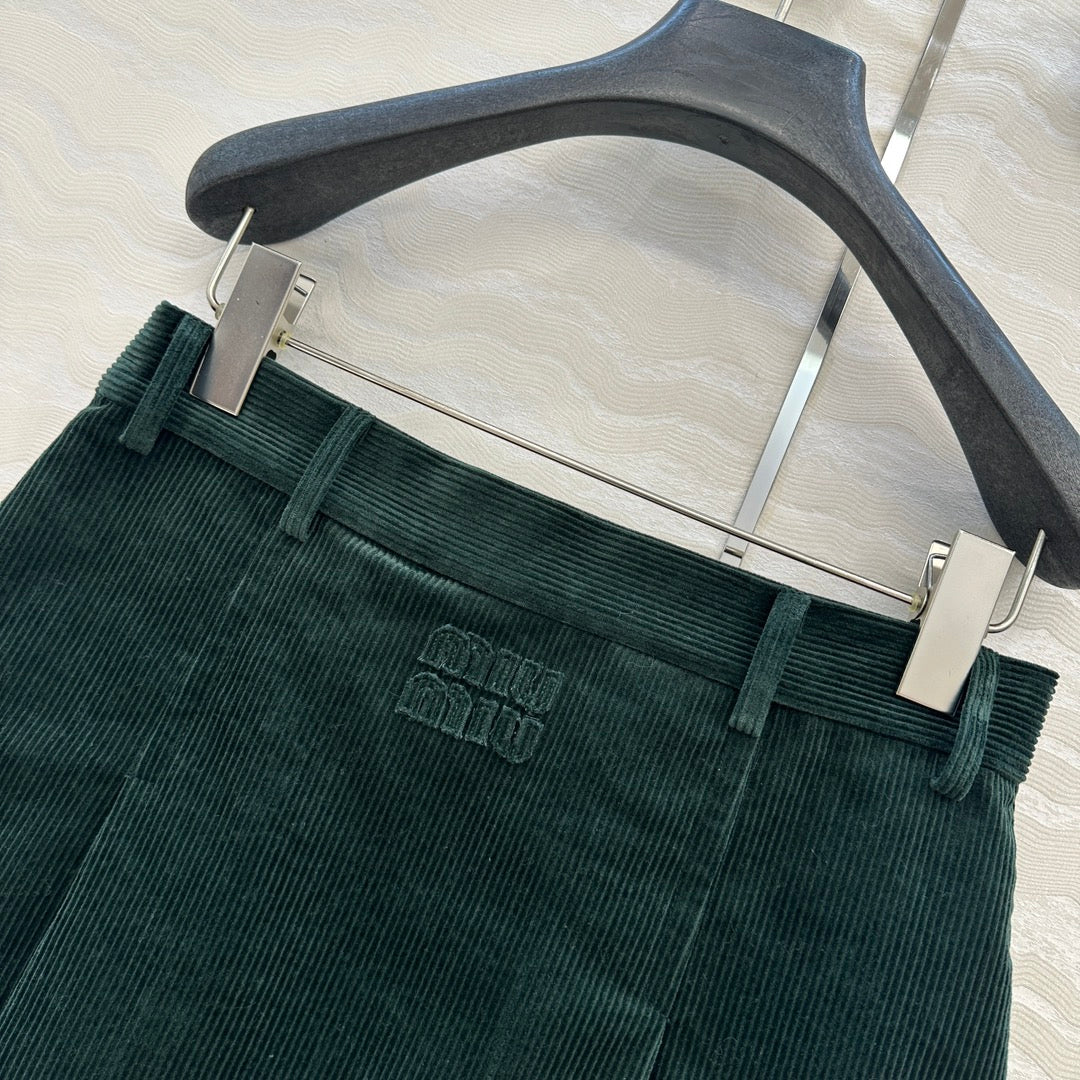 Miu 25fw pleated skirts