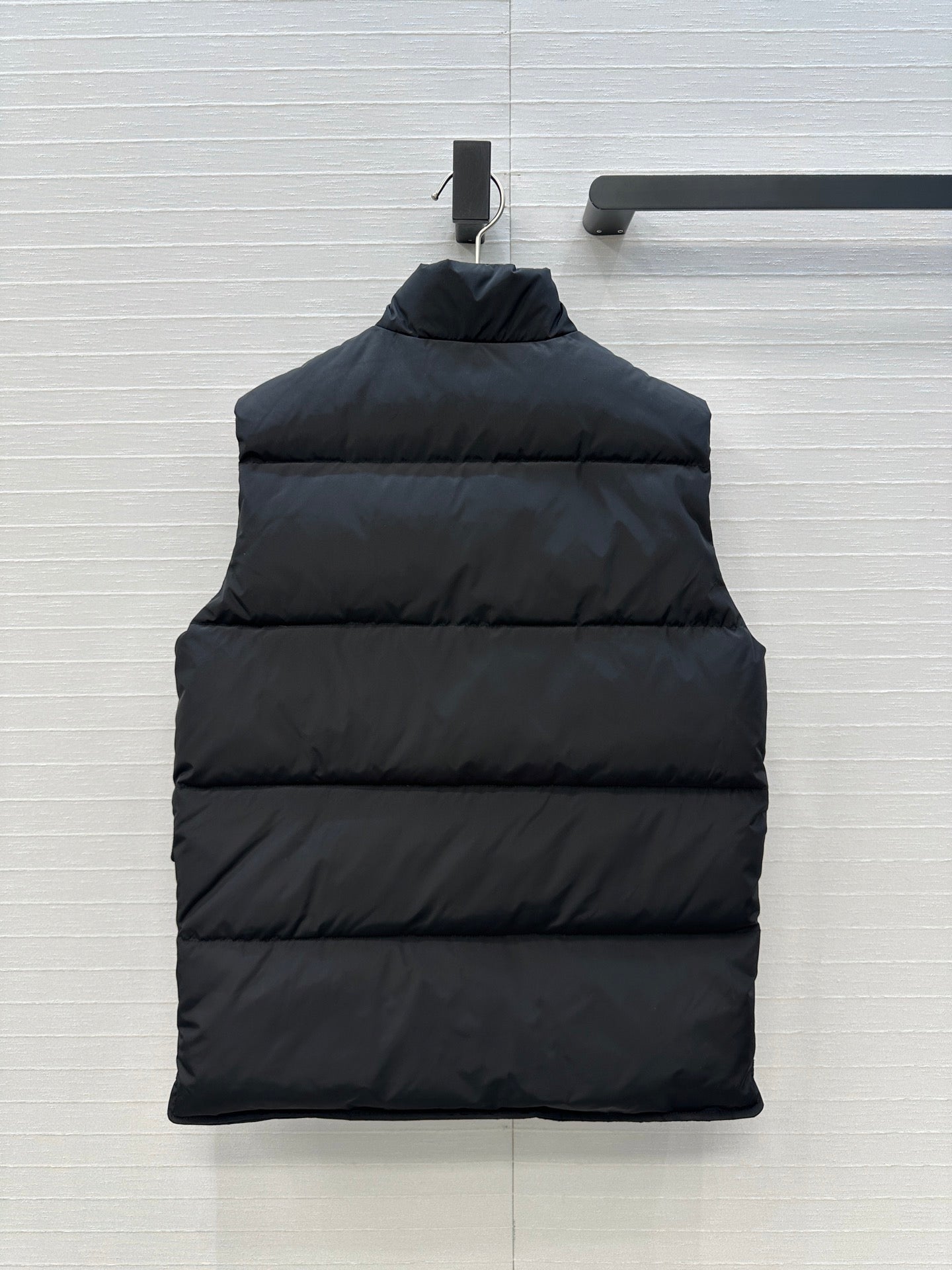 Pra 25fw down vest