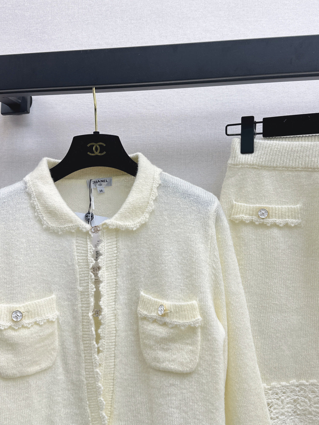 Chan 25fw knitted suit