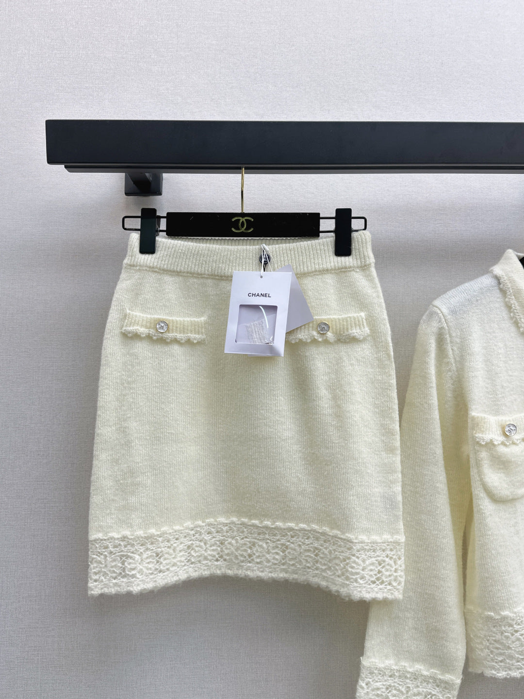 Chan 25fw knitted suit