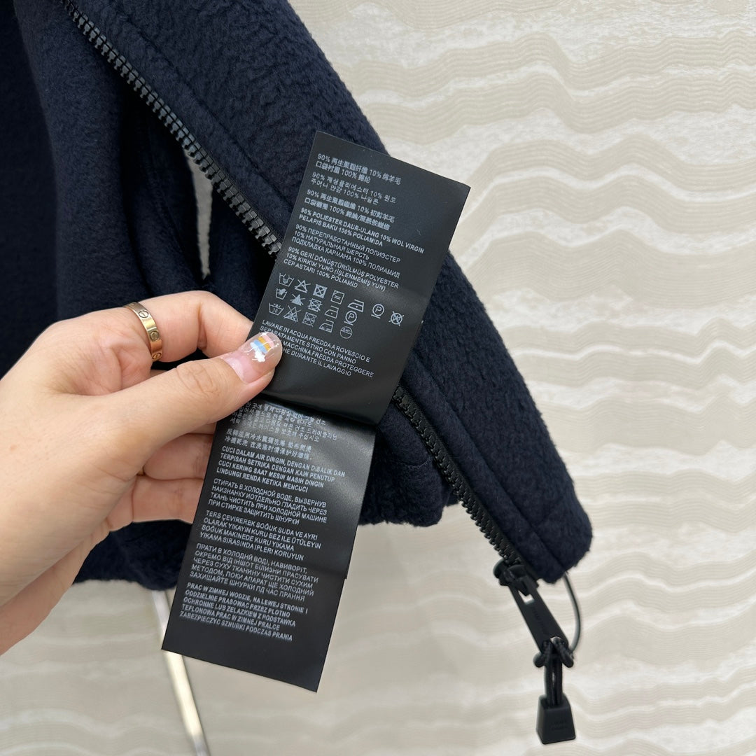 Miu 25fw embroidered vest