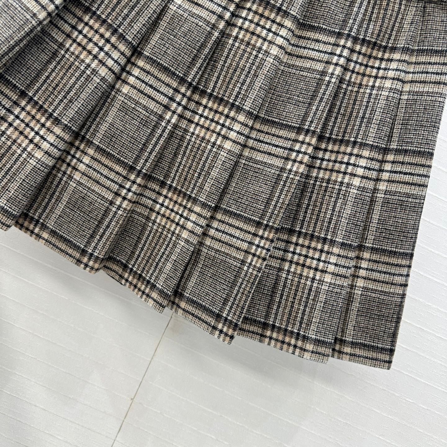 Brune 25fw plaid suit