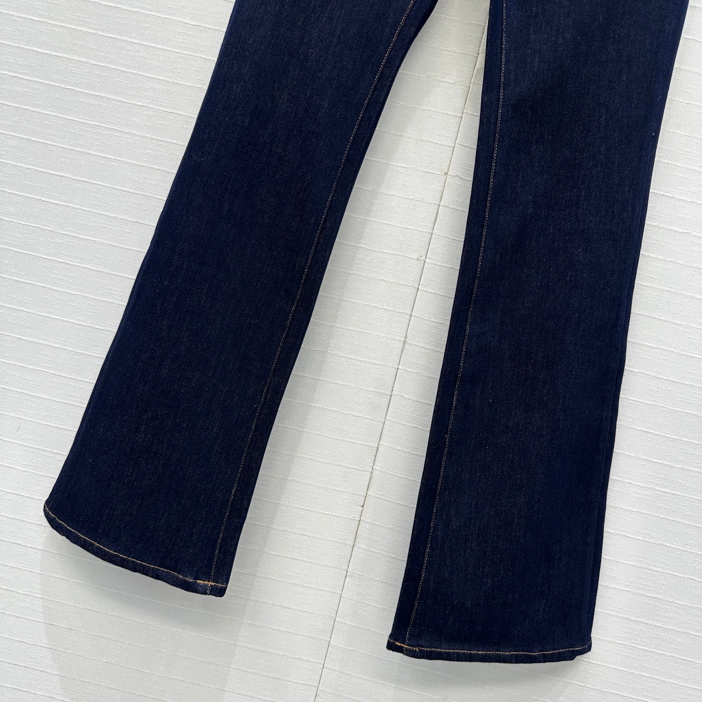 Valen 25fw slim jeans