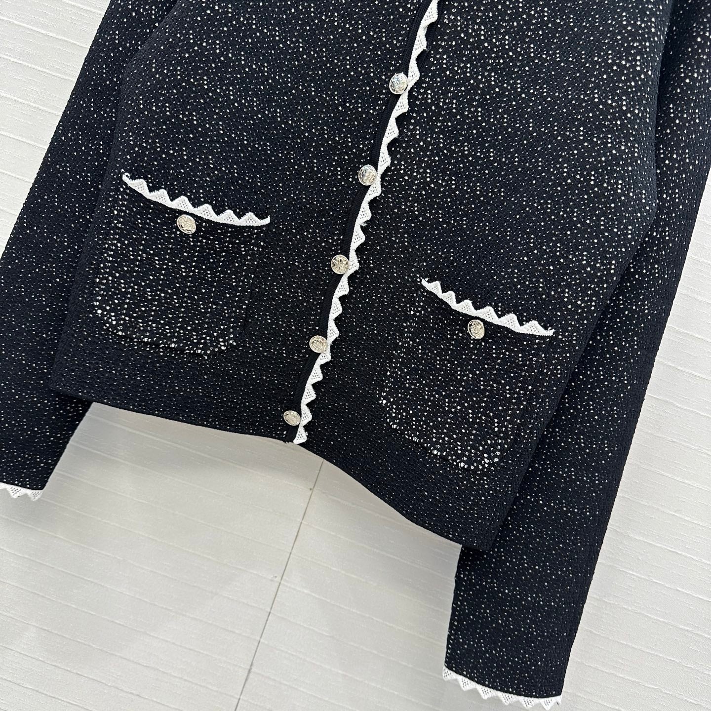 Chan 25fw kintted cardigan