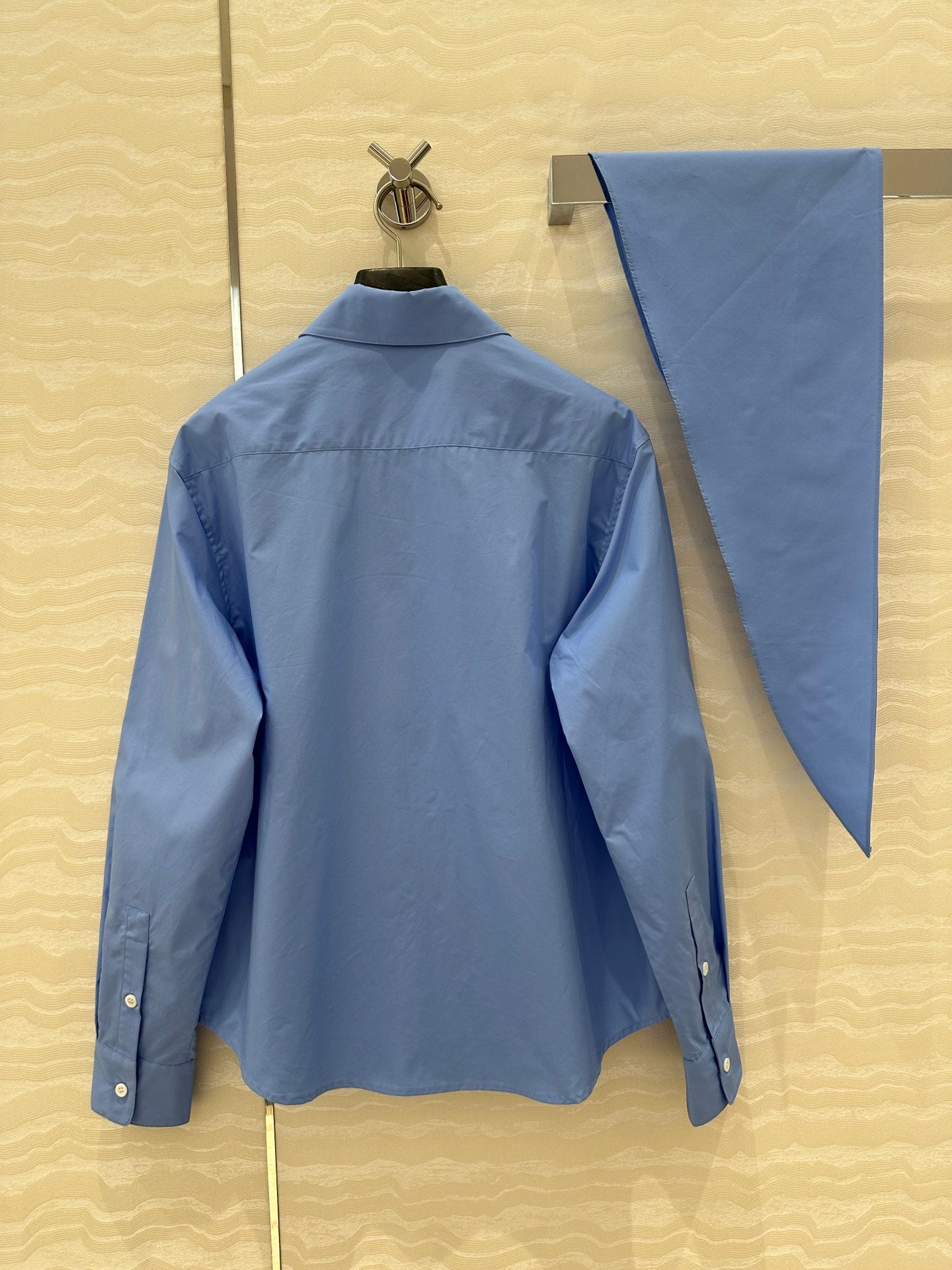 Miu 25fw all-match shirt