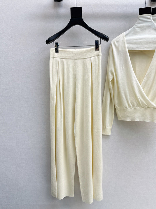 Max 25fw knitted suit