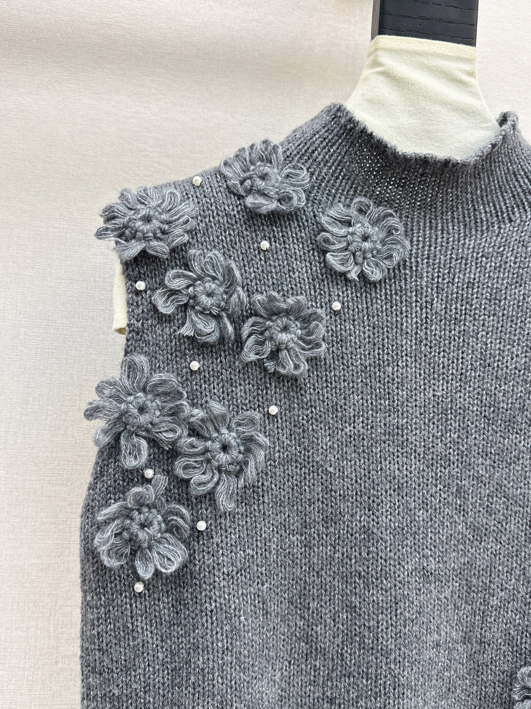Chan 25fw knitted vest