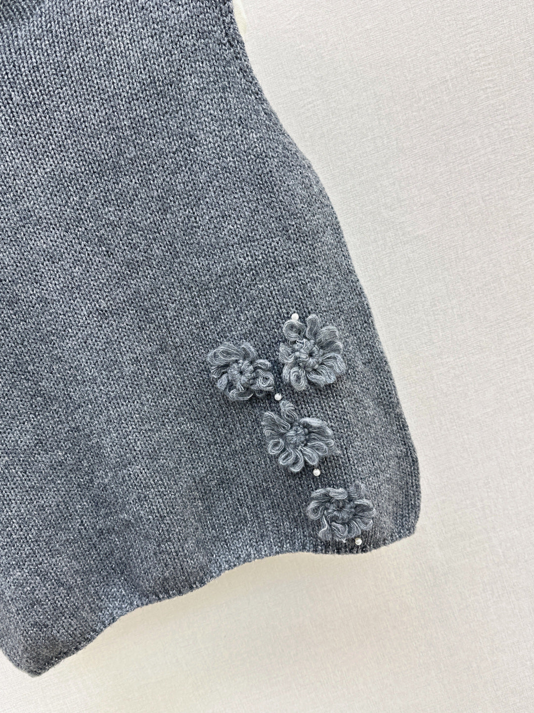 Chan 25fw knitted vest